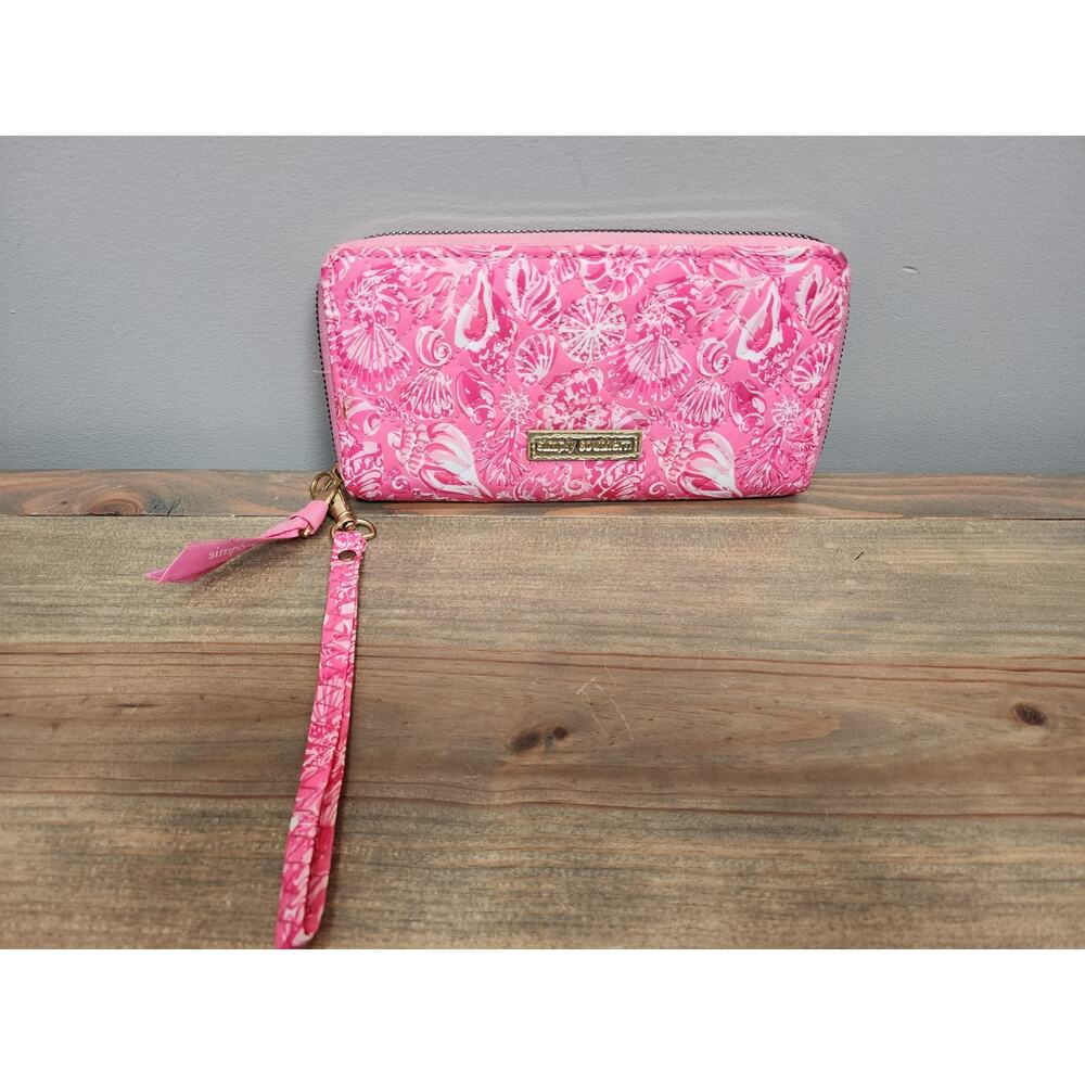 Simply Southern Zip Around Wristlet Wallet Pink & White Sea Shell Print 7x4 in